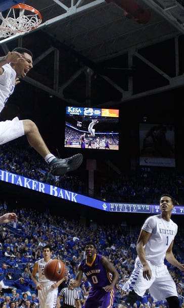 No. 2 Kentucky opens with win over Albany as Murray posts strong second half